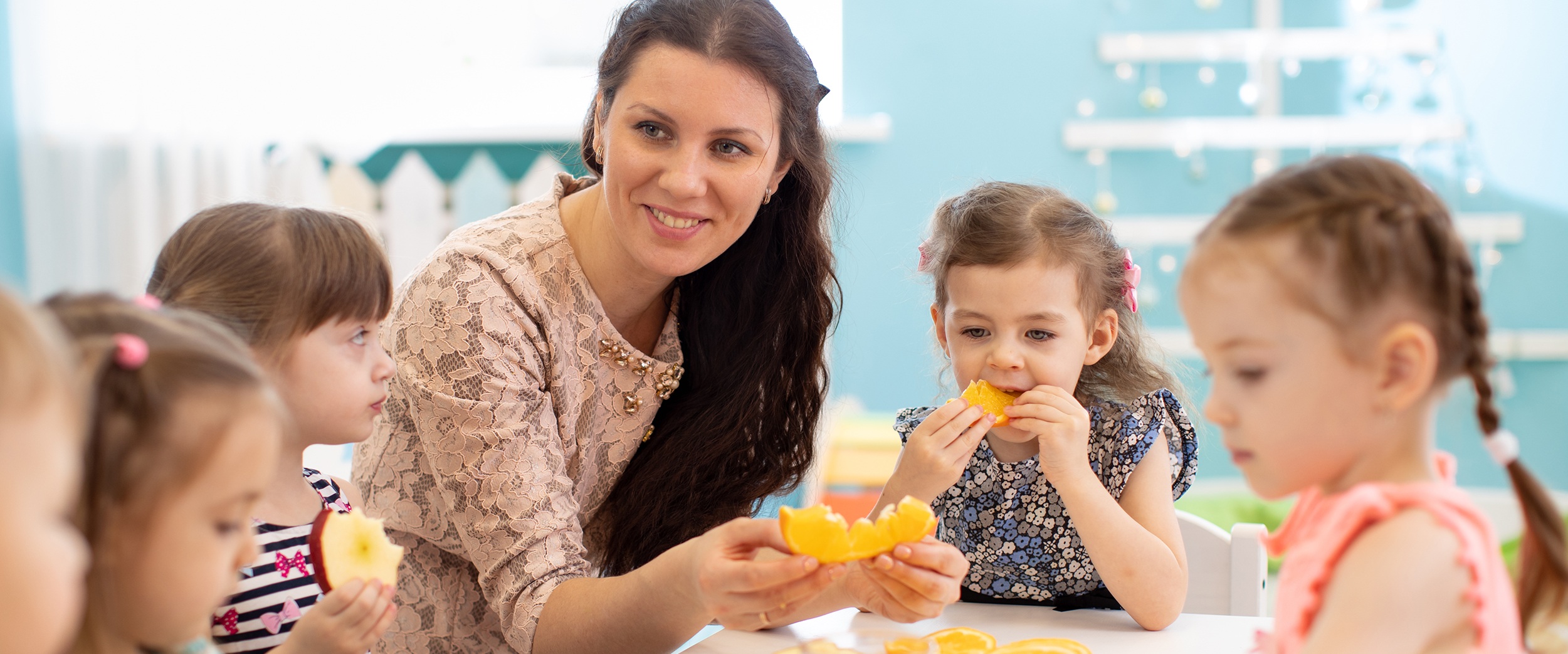 Family-Style Dining Helps Kids Build Social and Problem-solving Skills